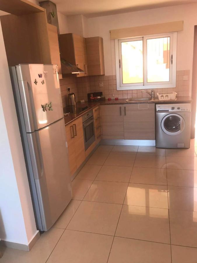 Andris Apartment Paralimni Exterior foto